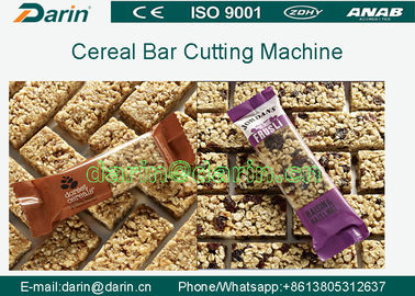 Barra contínua e automática do cereal do sésamo que faz a máquina, máquina de Chikki do amendoim