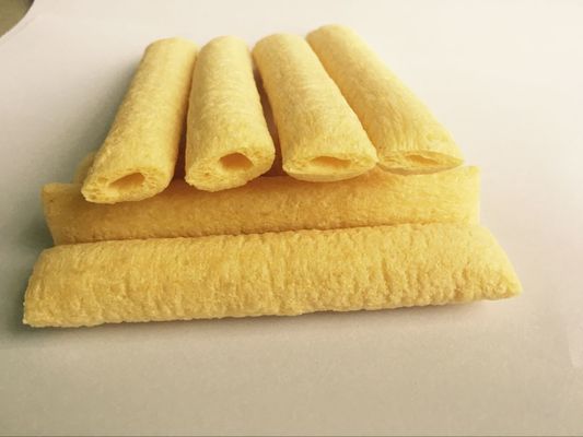 Linha expulsando de enchimento do petisco do sopro do snack bar do núcleo quente da venda