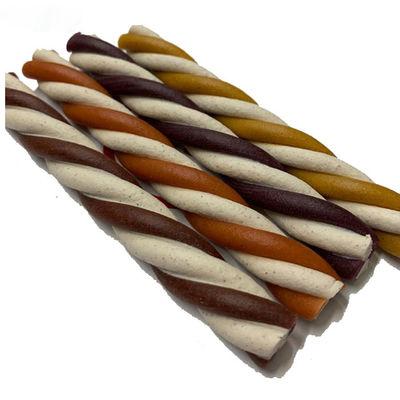 As varas dentais dos deleites espasmódicos naturais perseguem chewable e os deleites que fazem a máquina