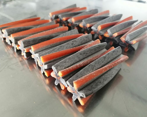 As varas dentais dos deleites espasmódicos naturais perseguem chewable e os deleites que fazem a máquina