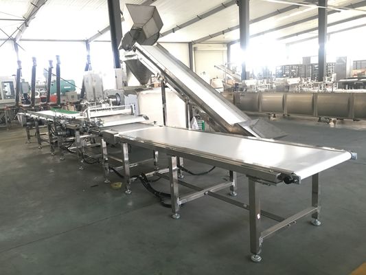 Linha expulsando do alimento para cães espasmódico dos deleites