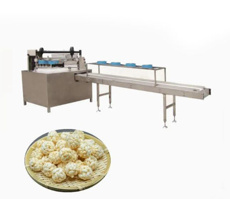 Barra automática do cereal que faz a máquina, petiscos que fabricam a máquina