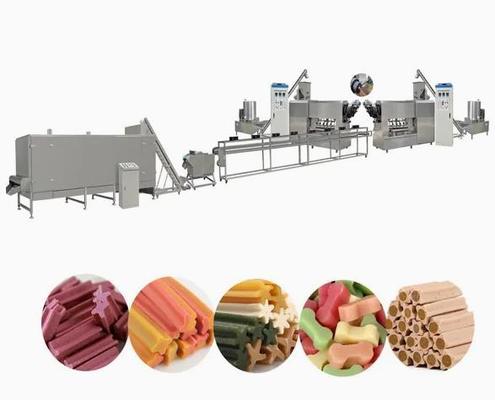 Animal de estimação que mastiga a máquina de processamento do petisco/a máquina extrusora da alimentação