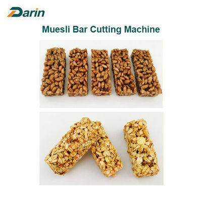 Doces frágeis de aço inoxidável automáticos completos do amendoim da máquina de corte da barra do cereal